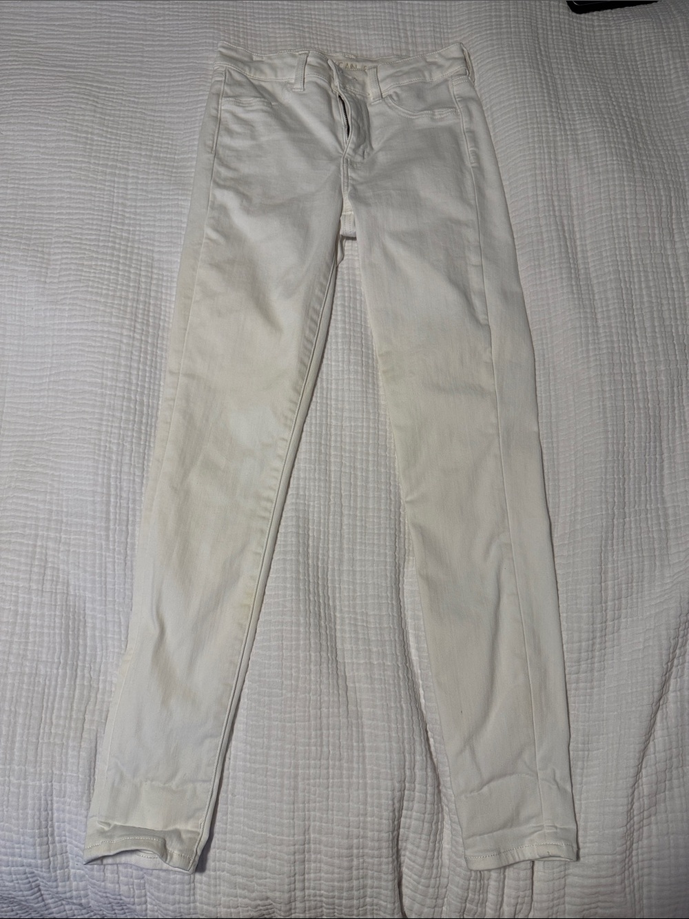 American Eagle White Jeans
